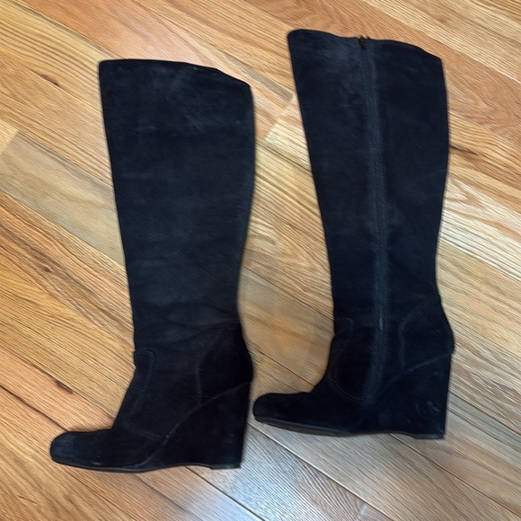 Born Crown Olana Black Suede Wedge Boots - Size 9 - Picture 2 of 7